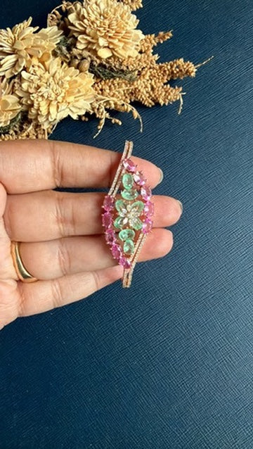 Nuriyan openable fusion bracelet shown from another angle, size 2.4