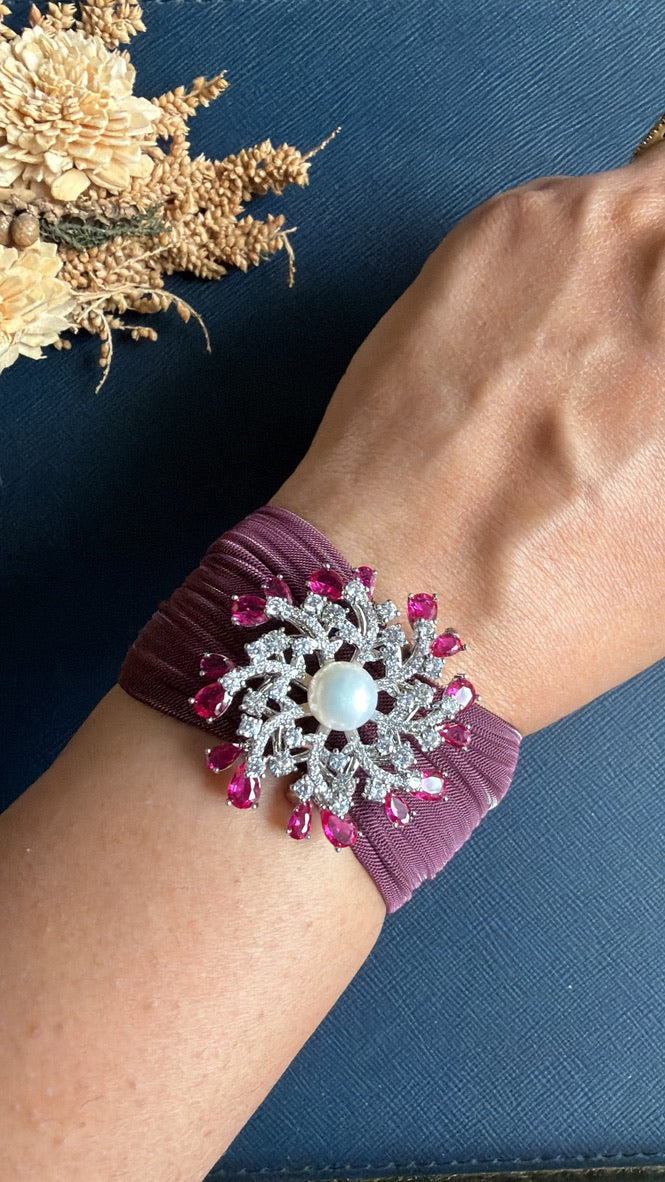 Enakshi Fashion Bracelet