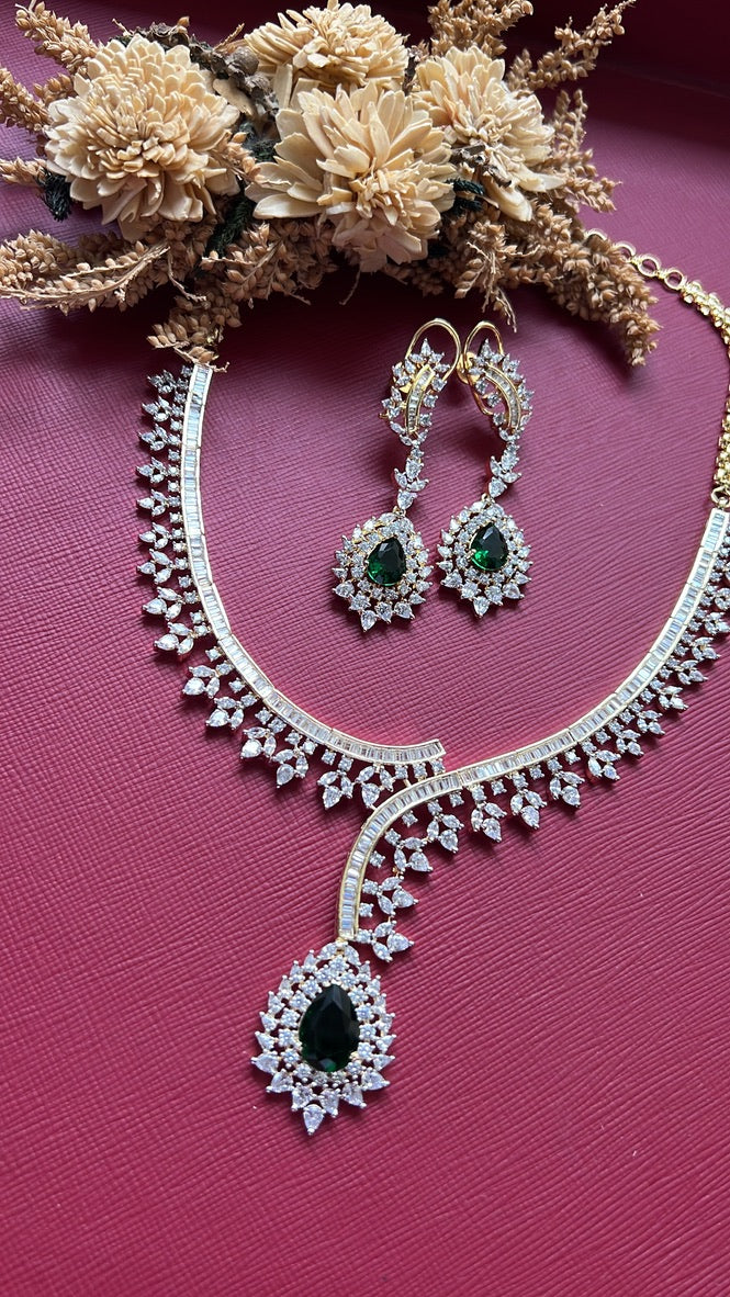 Nita Diamond Necklace Set