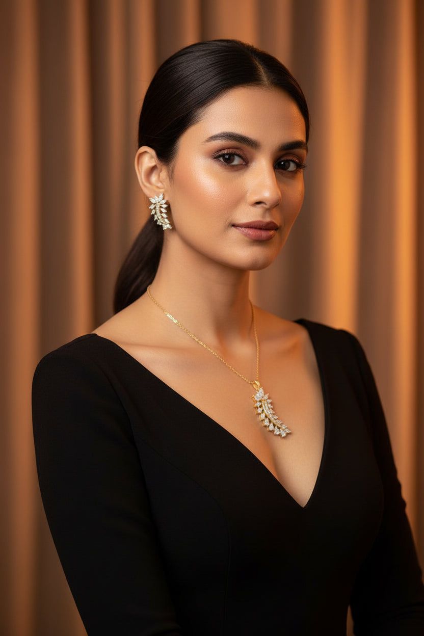 Chhaya Diamond Pendant Set