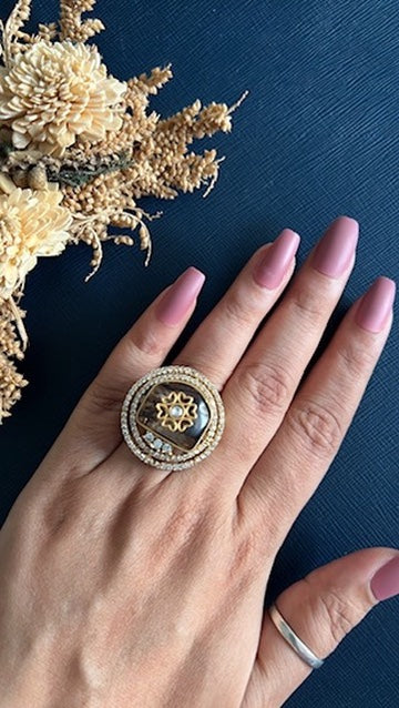 Ridhiya Doublet Ring