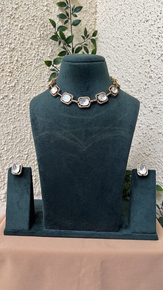 Kashi Kundan Necklace Set