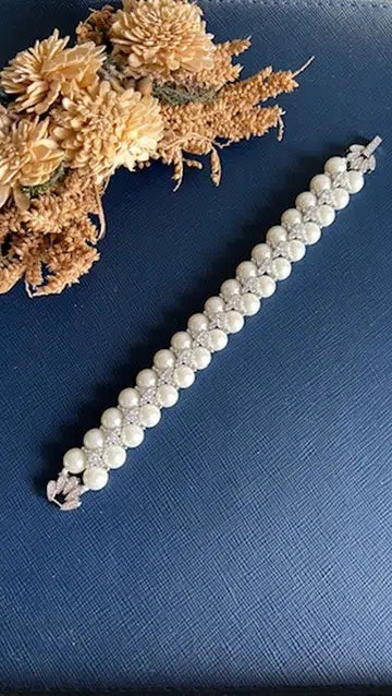 Pearl &amp; Diamond fusion Bracelet
