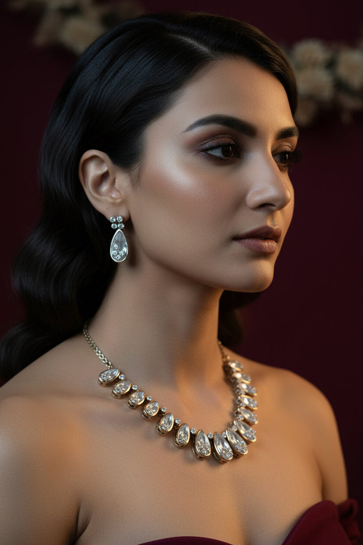 Saniya Kundan Necklace Set