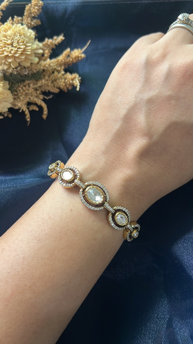 Mossinate Kundan Bracelet