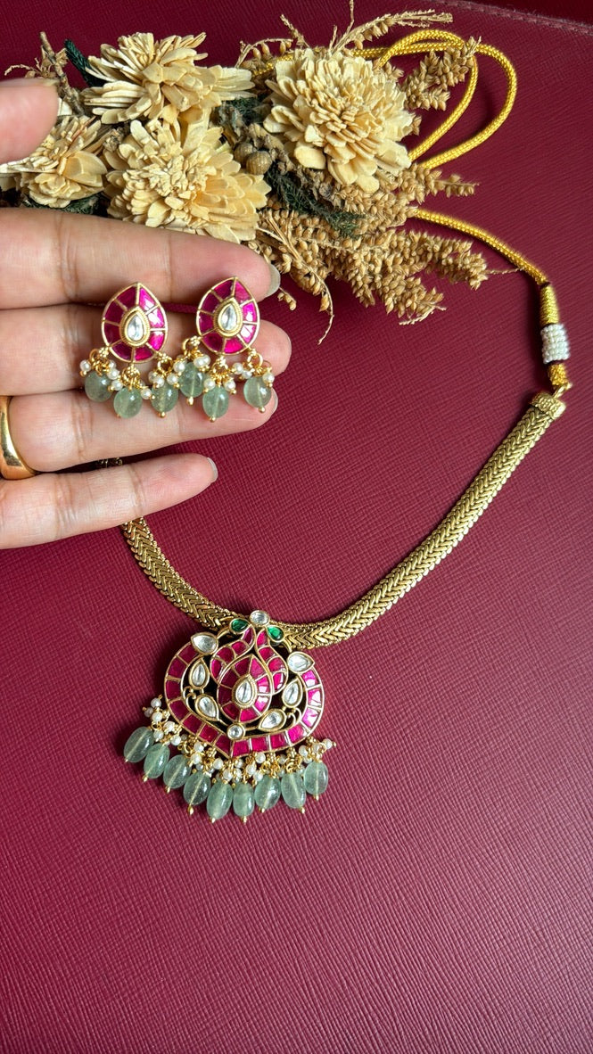 Barsha Kundan Necklace Set