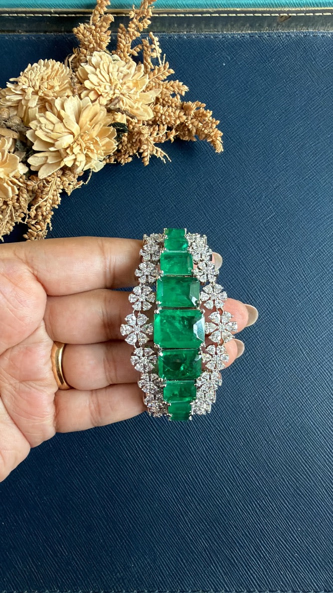 Hrudyat Diamond Bracelet