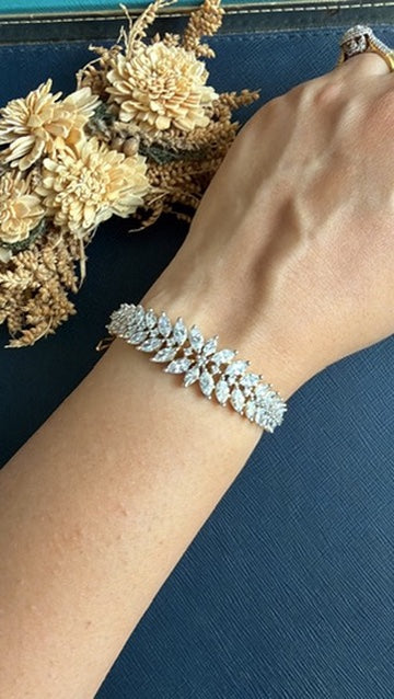 bracelets for women
ladies bracelet
ladies bracelet bracelet
rakhi bracelet
