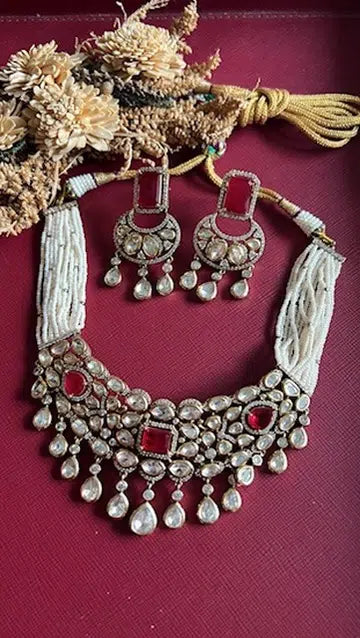 Anindita Kundan Jewellery Set