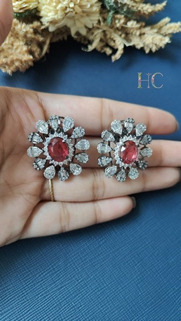 Lily Studs - Rubi