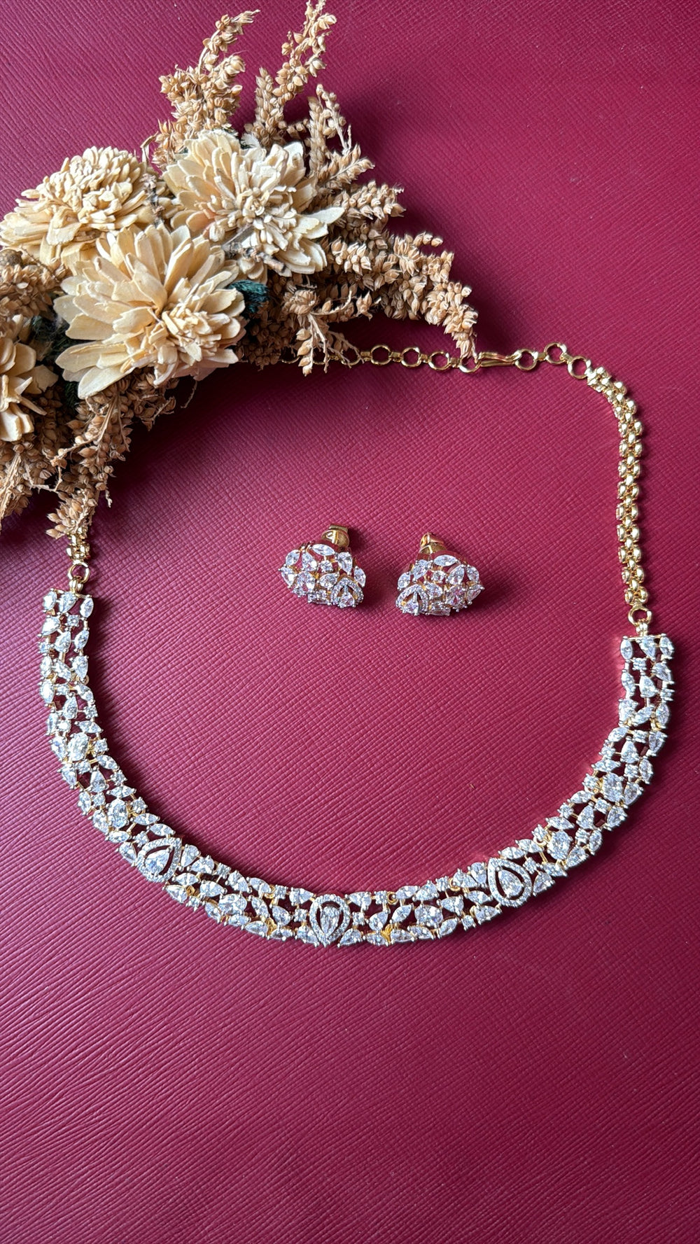 set of jewellery
imitation jewellery
bridal jewellery set