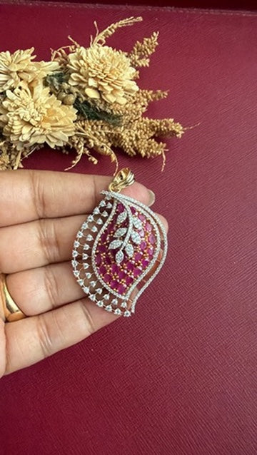 Misty Diamond Pendant Set