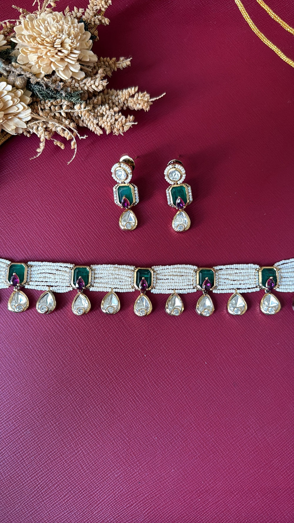 set of jewellery
imitation jewellery
bridal jewellery set