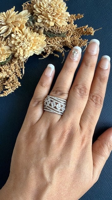 Elina Diamond Ring