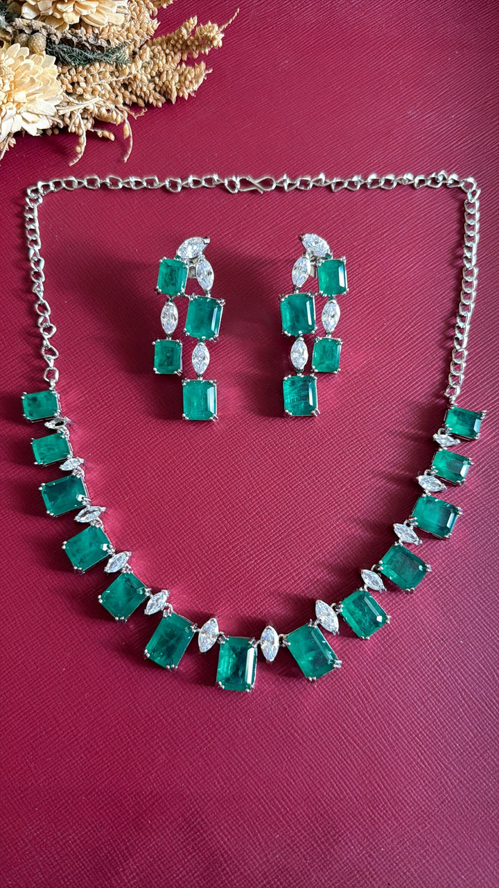 Zarina Diamond Necklace Set
