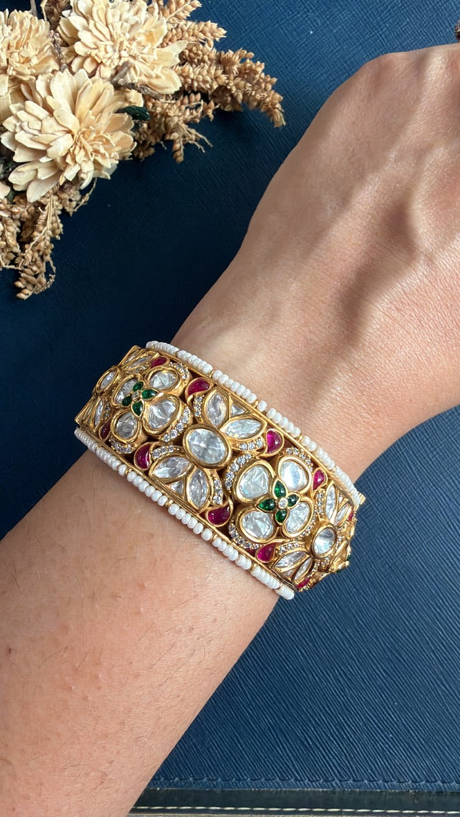 Harini Kundan Bracelet