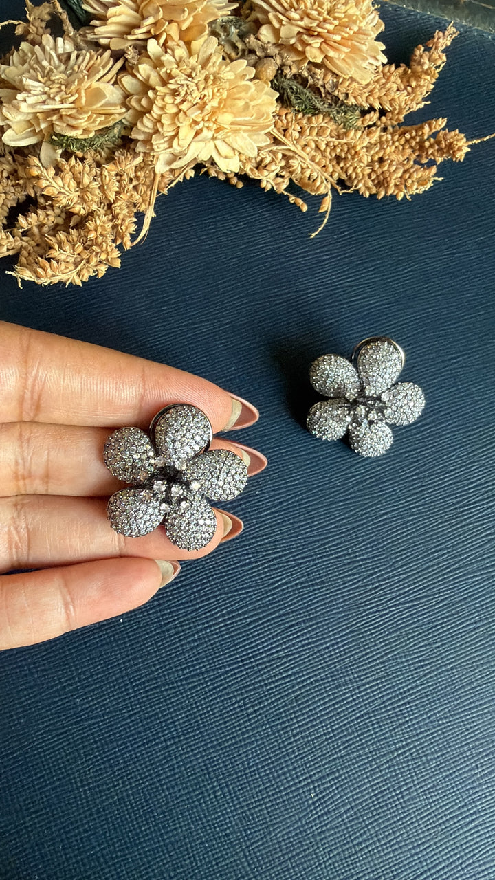 studs for women
stud women
stud earrings for women
ear studs for women