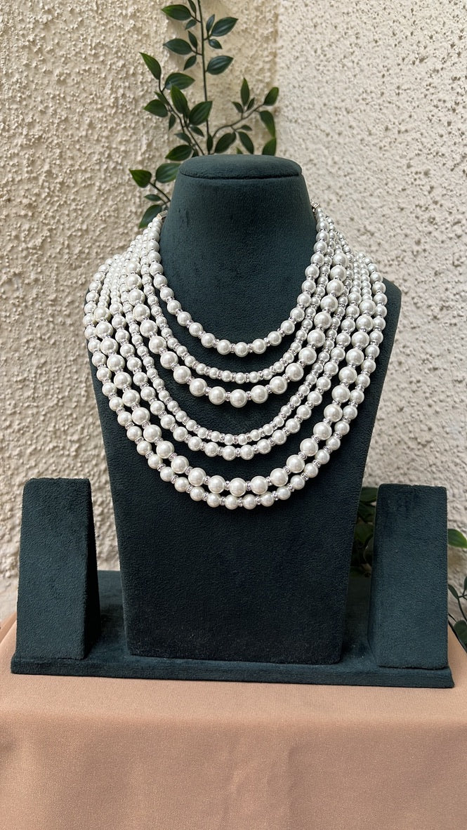 Celebrity Inspired Pearl Mala