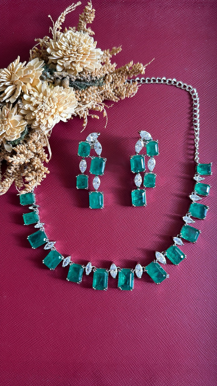 Zarina Diamond Necklace Set