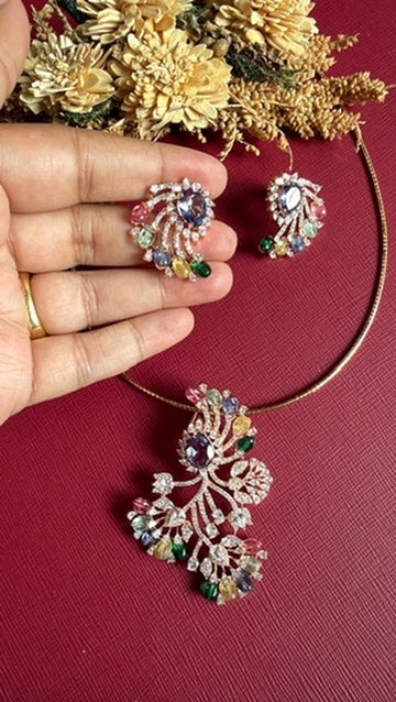 Kaira Fusion Pendant Set