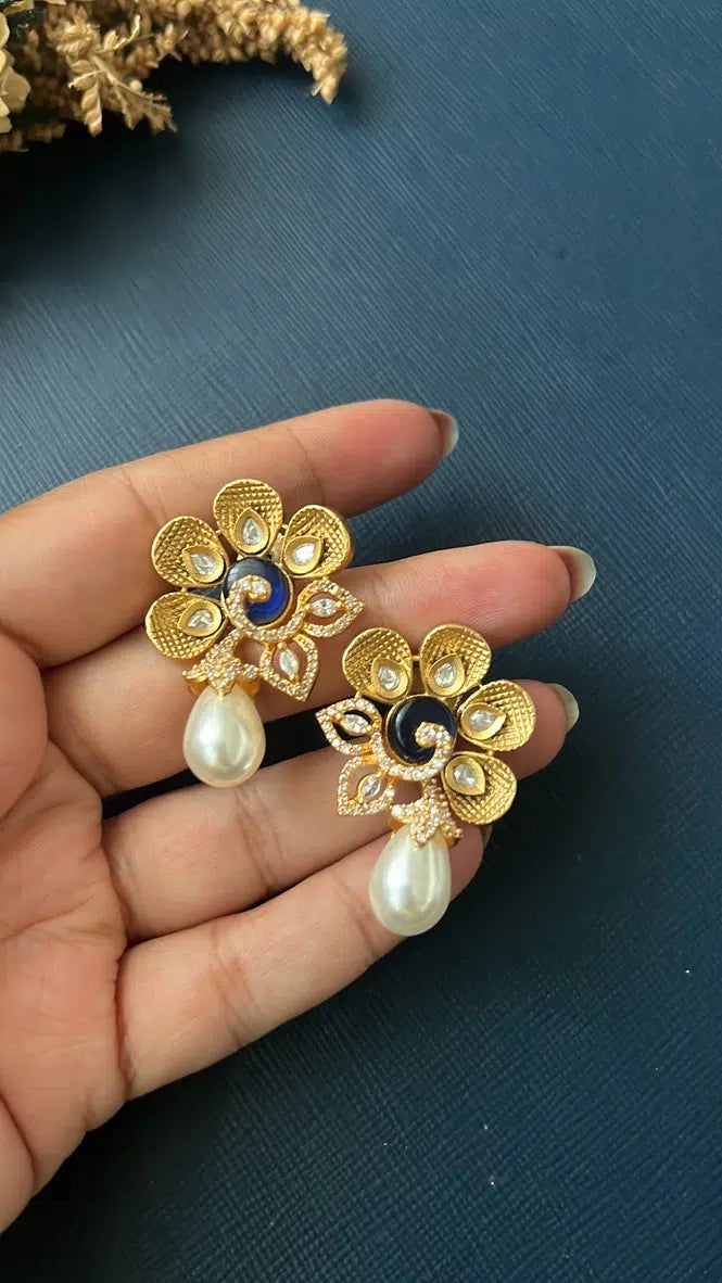 Luna Diamond Earrings