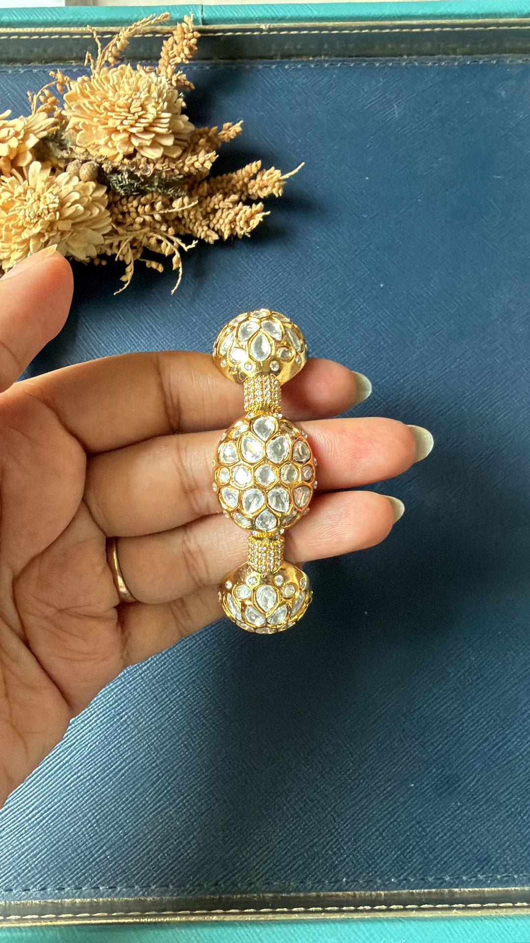 Gauriha Kundan Kada