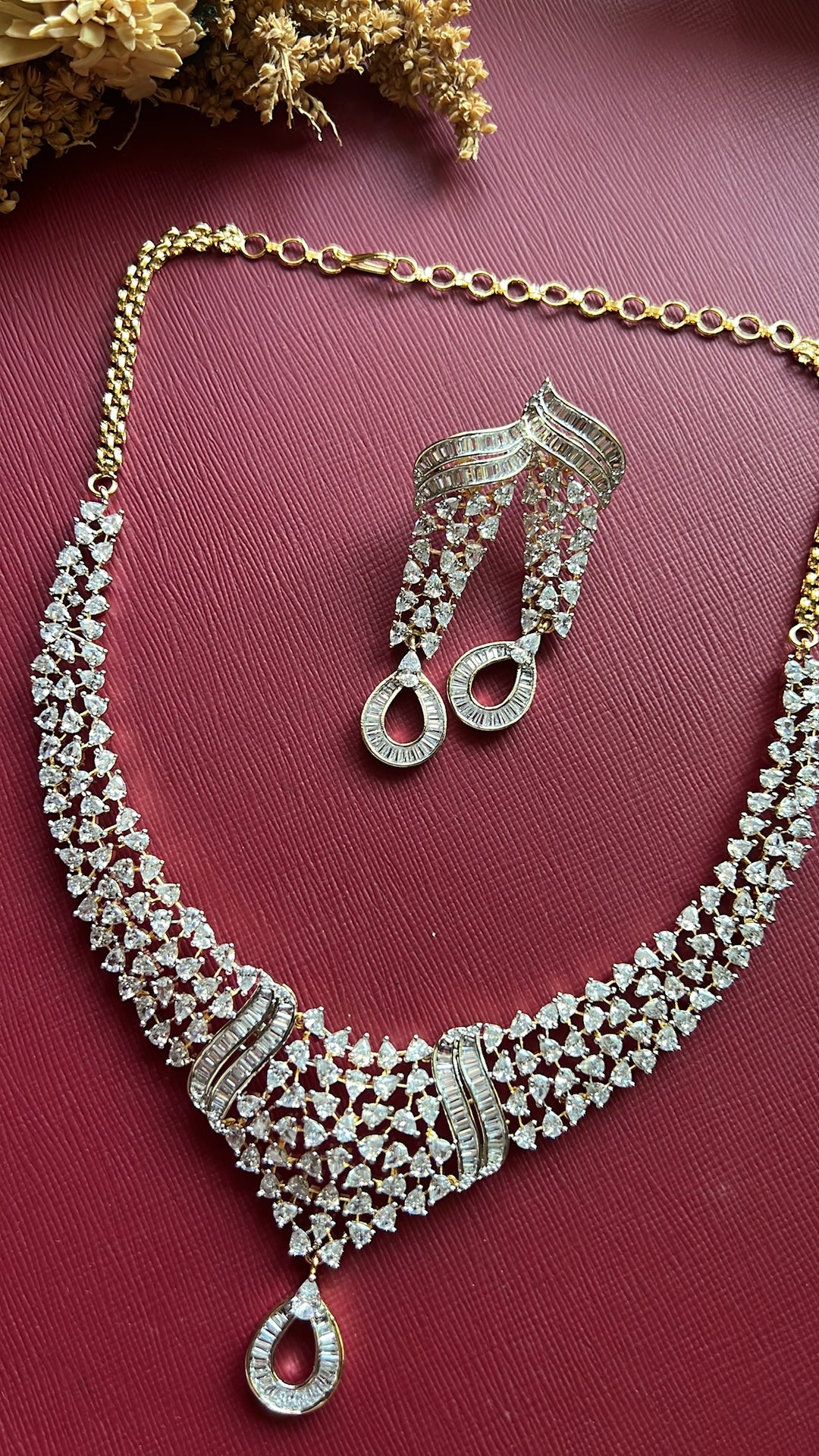 Elina Diamond Necklace Set