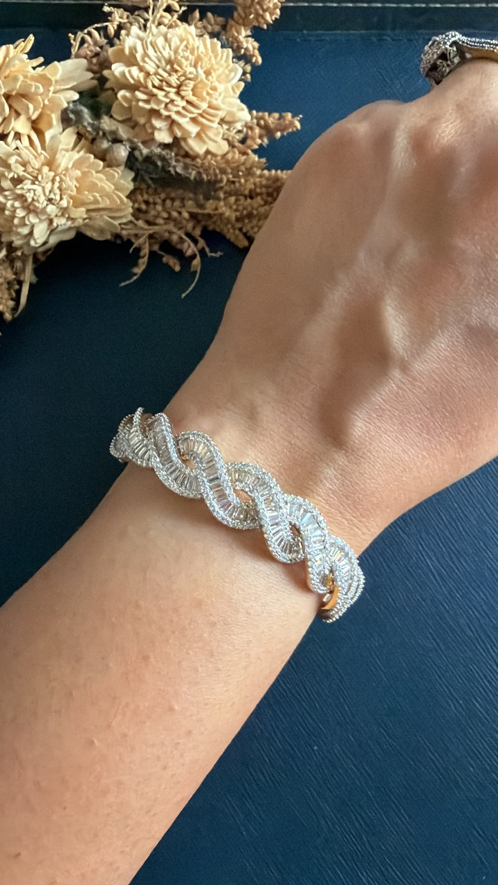 Pragnya Tennis Diamond Bracelet