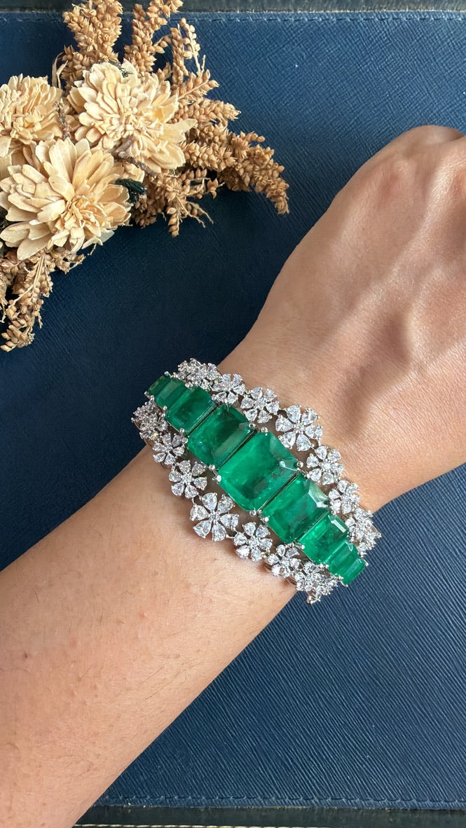 Hrudyat Diamond Bracelet