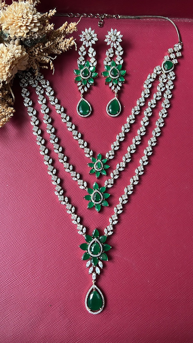 Mahnoor Diamond Necklace Set- Green