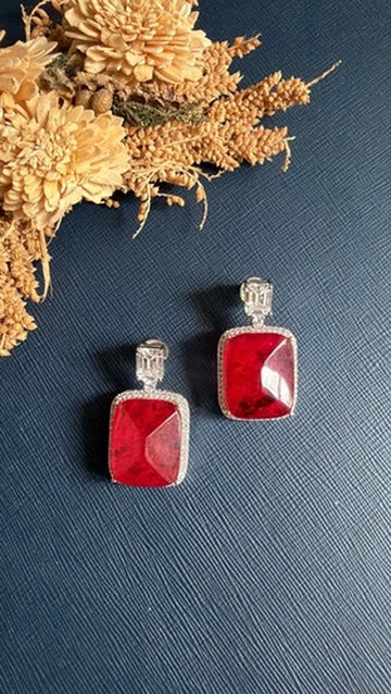 Aarna Doublet Earring