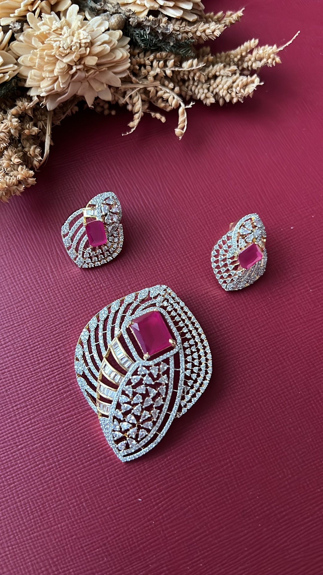 Kaia Diamond Pendant Set