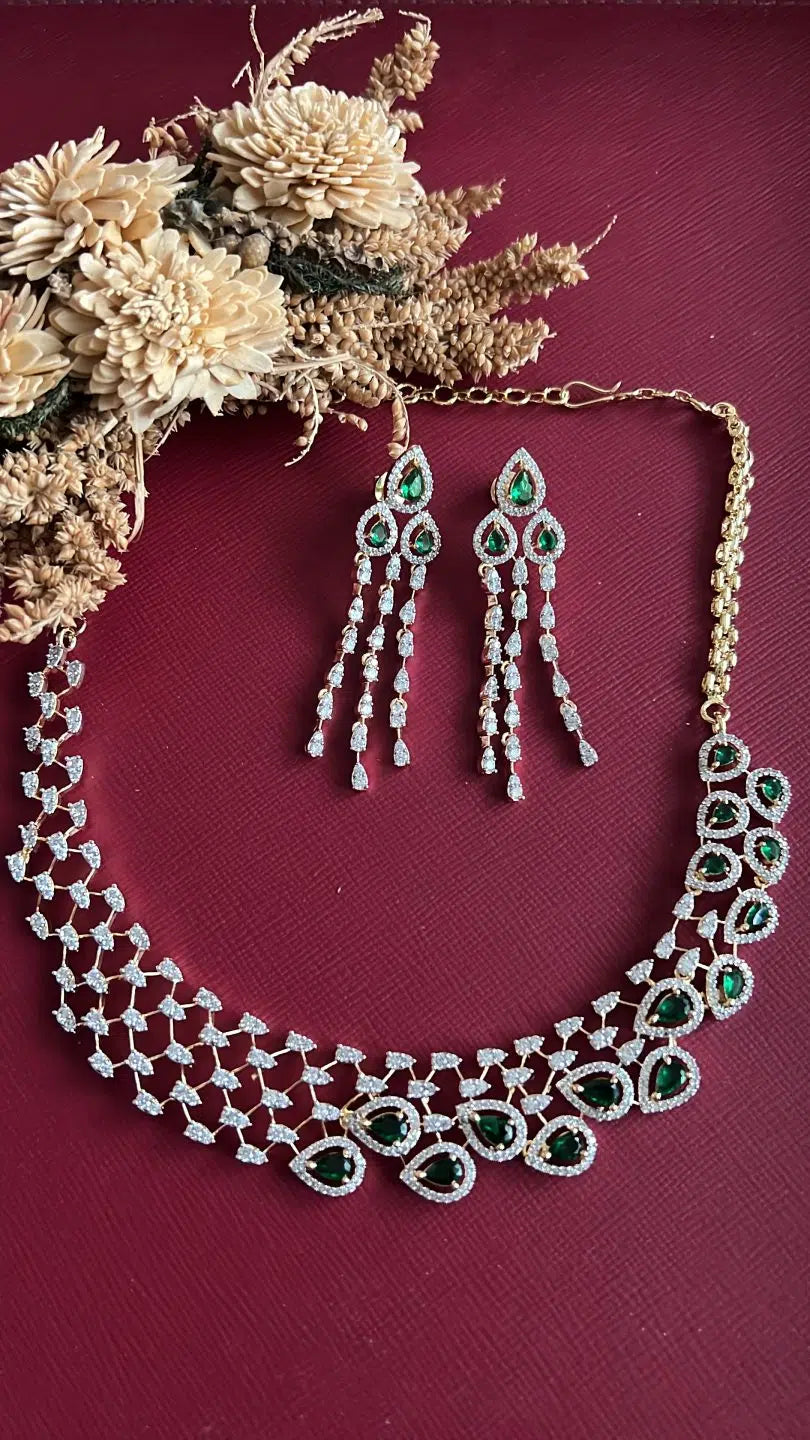 Janki Diamond Necklace Set