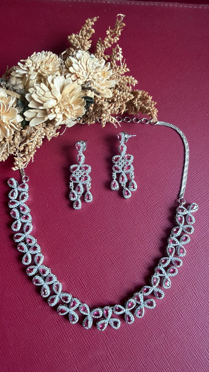 Veenchi Diamond Necklace Set