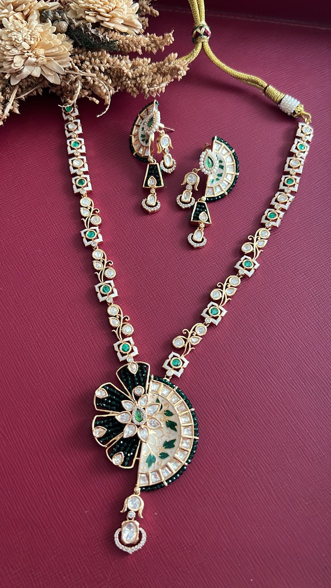 Aesha Meena Necklace Set