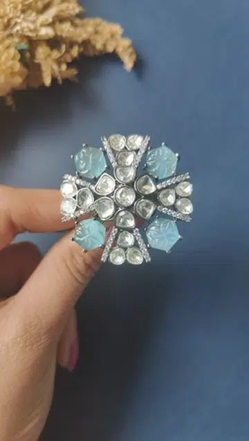 Curving Monalisa Stone Big Ring