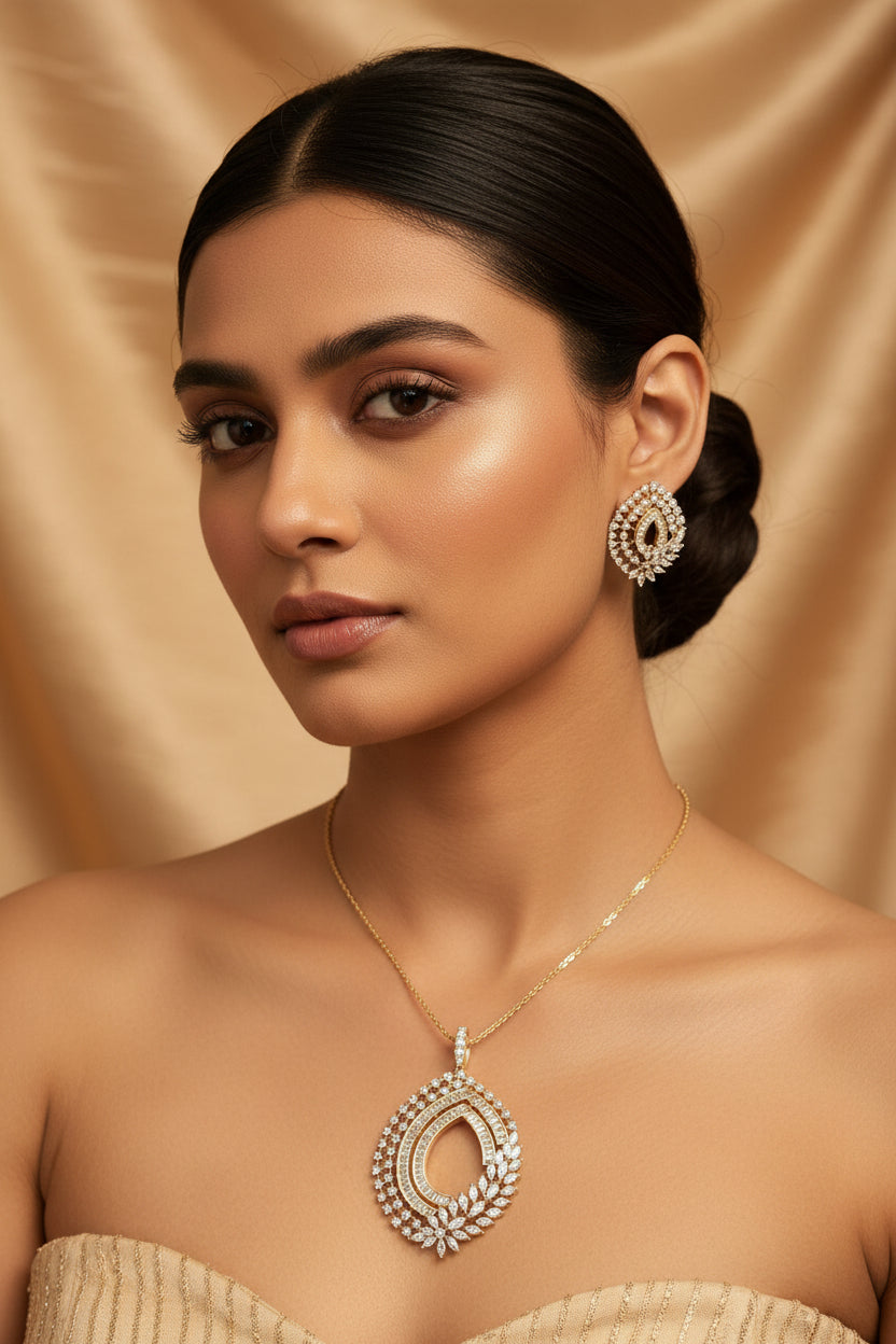 Izna Diamond Pendant Set