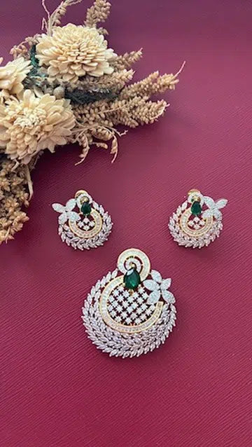 Lisha Diamond Pendant Set