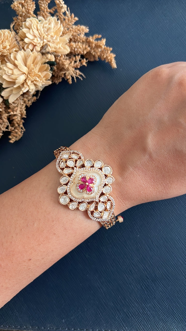 Eshmita Kundan Bracelet
