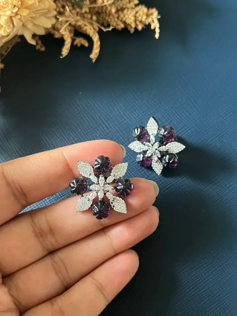 studs for women
stud women
stud earrings for women