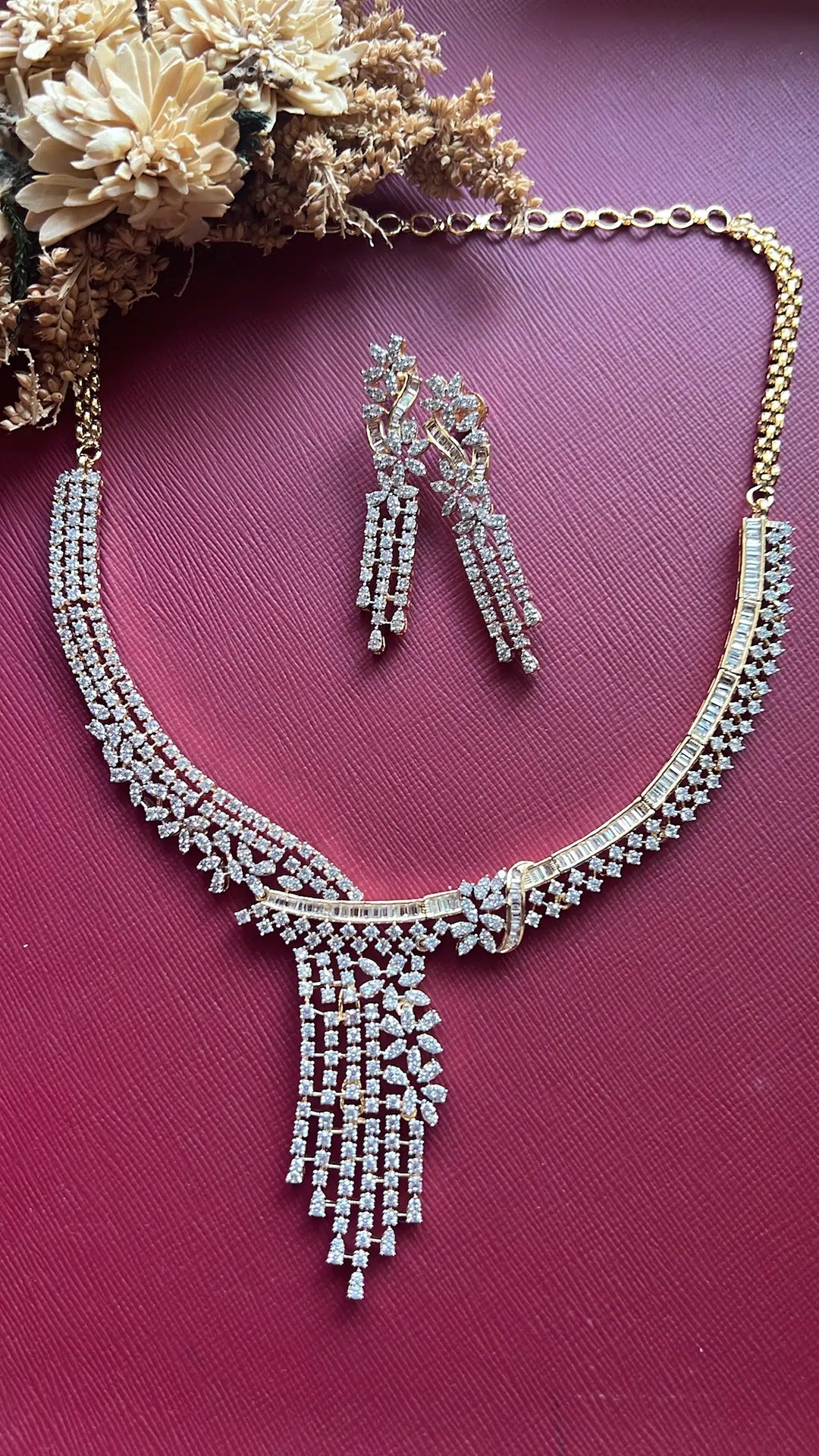 Arya Diamond Necklace Set