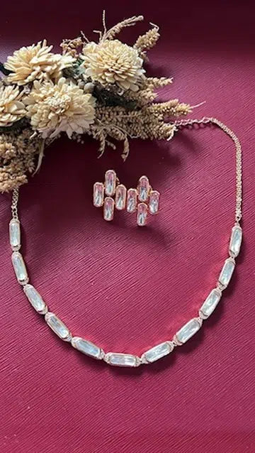 Akira Kundan Necklace set