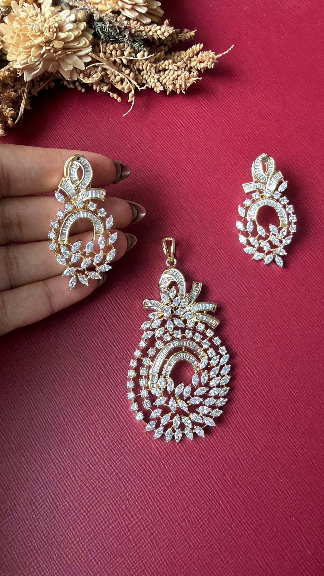 pendants for women
pendant for girlfriend
pendants
pendant
