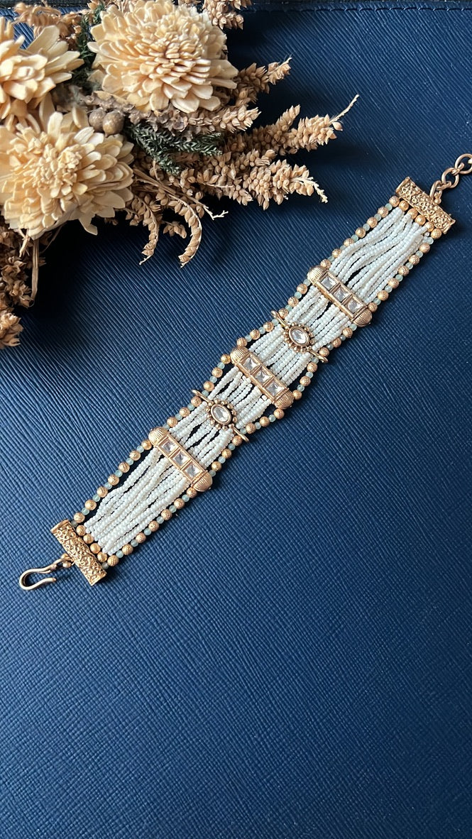 Pearl Loose Bracelet - White