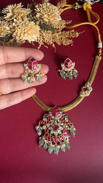 Rupam Kundan Necklace Set