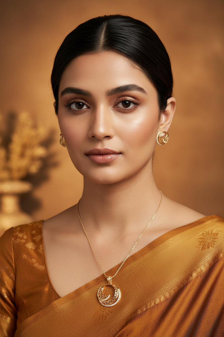 Deepti Pendant Set