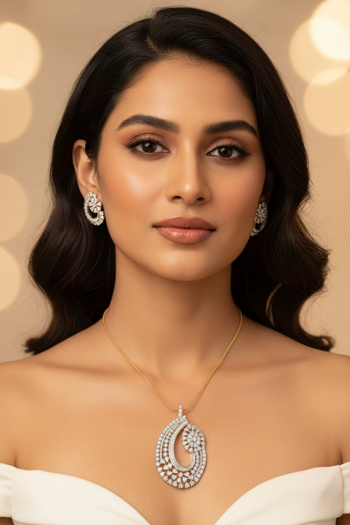 Soma Diamond Pendant Set