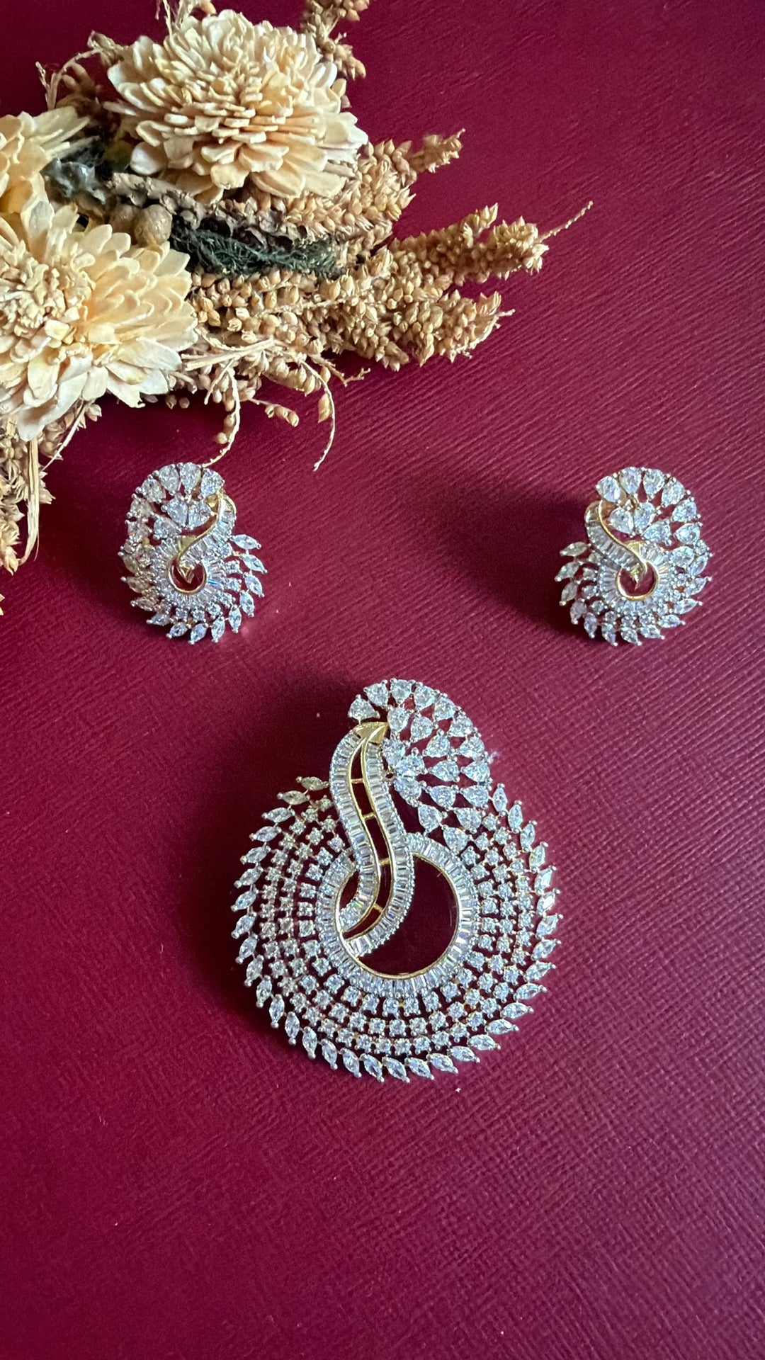 pendants for women
pendant for girlfriend
pendants