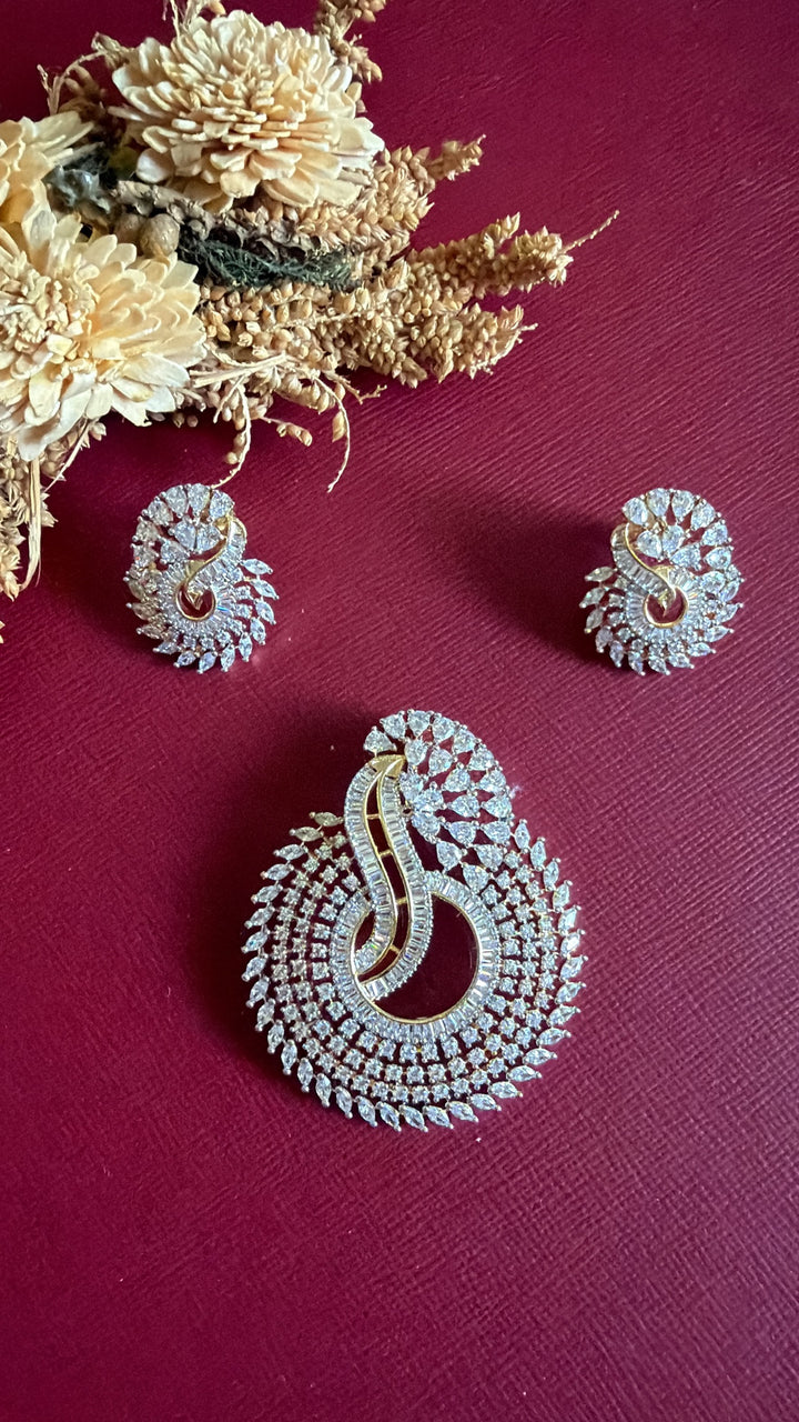 pendants for women
pendant for girlfriend
pendants