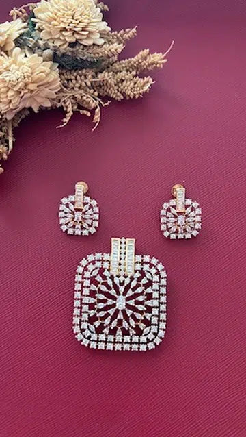 Vedika Diamond Pendant Set
